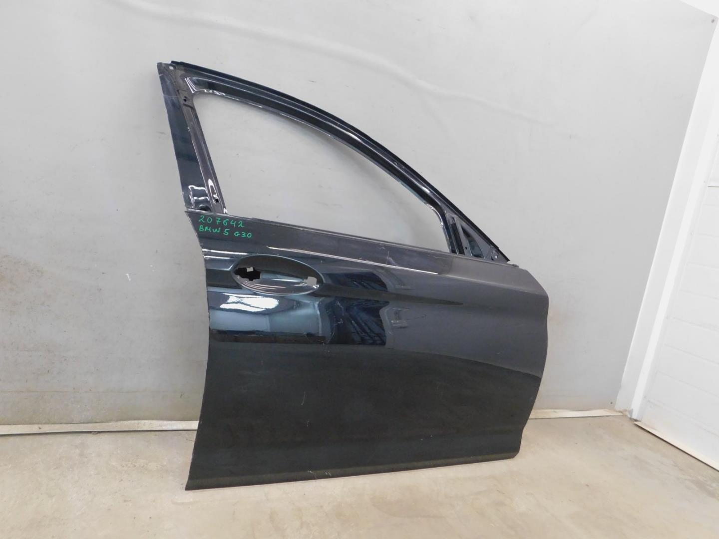 Дверь передняя правая