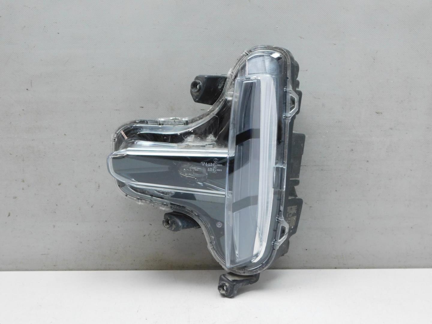 Габарит передний левый