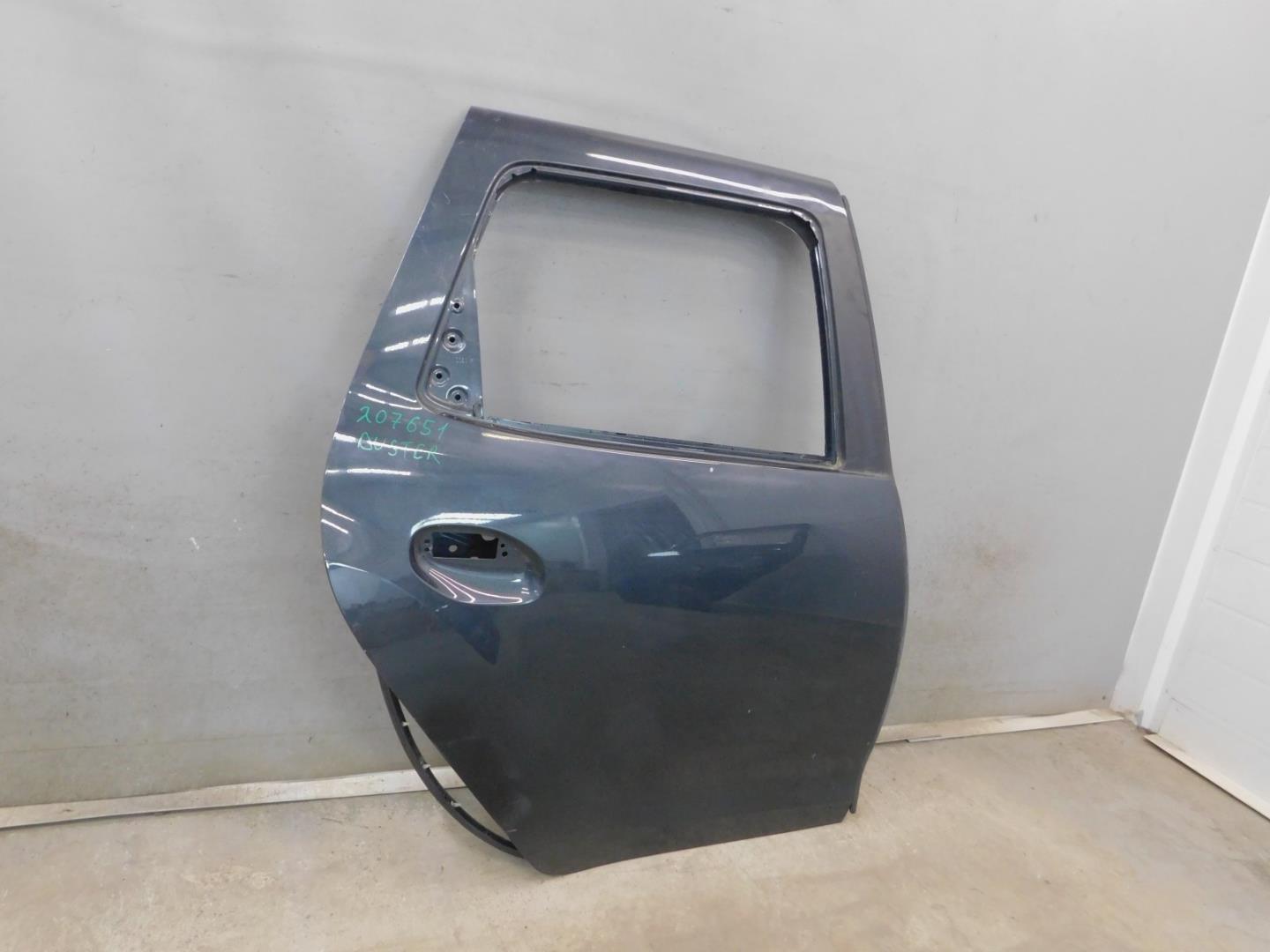 Дверь задняя правая