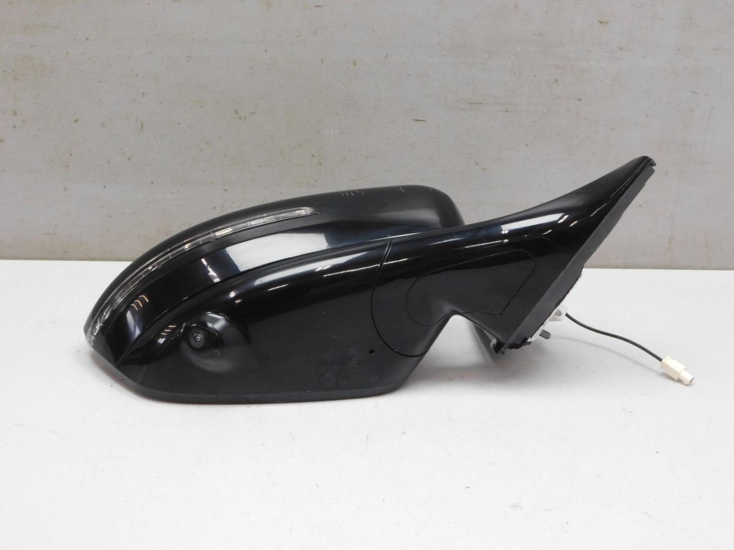 Зеркало правое электрическое