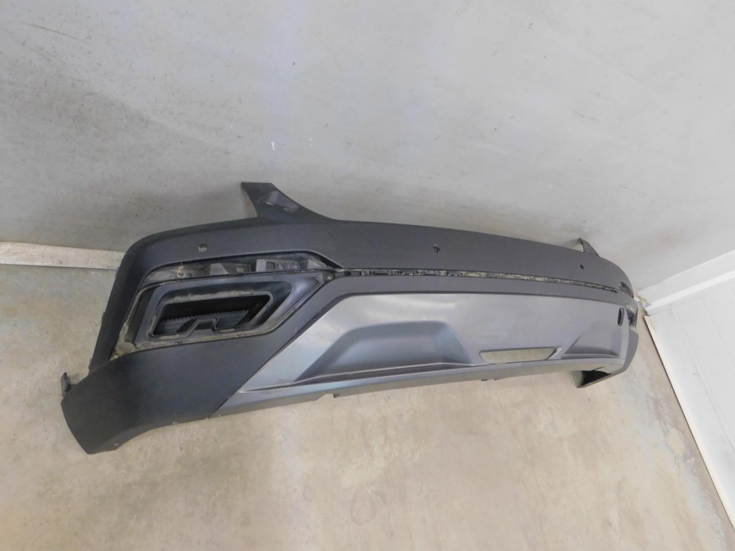 Бампер задний