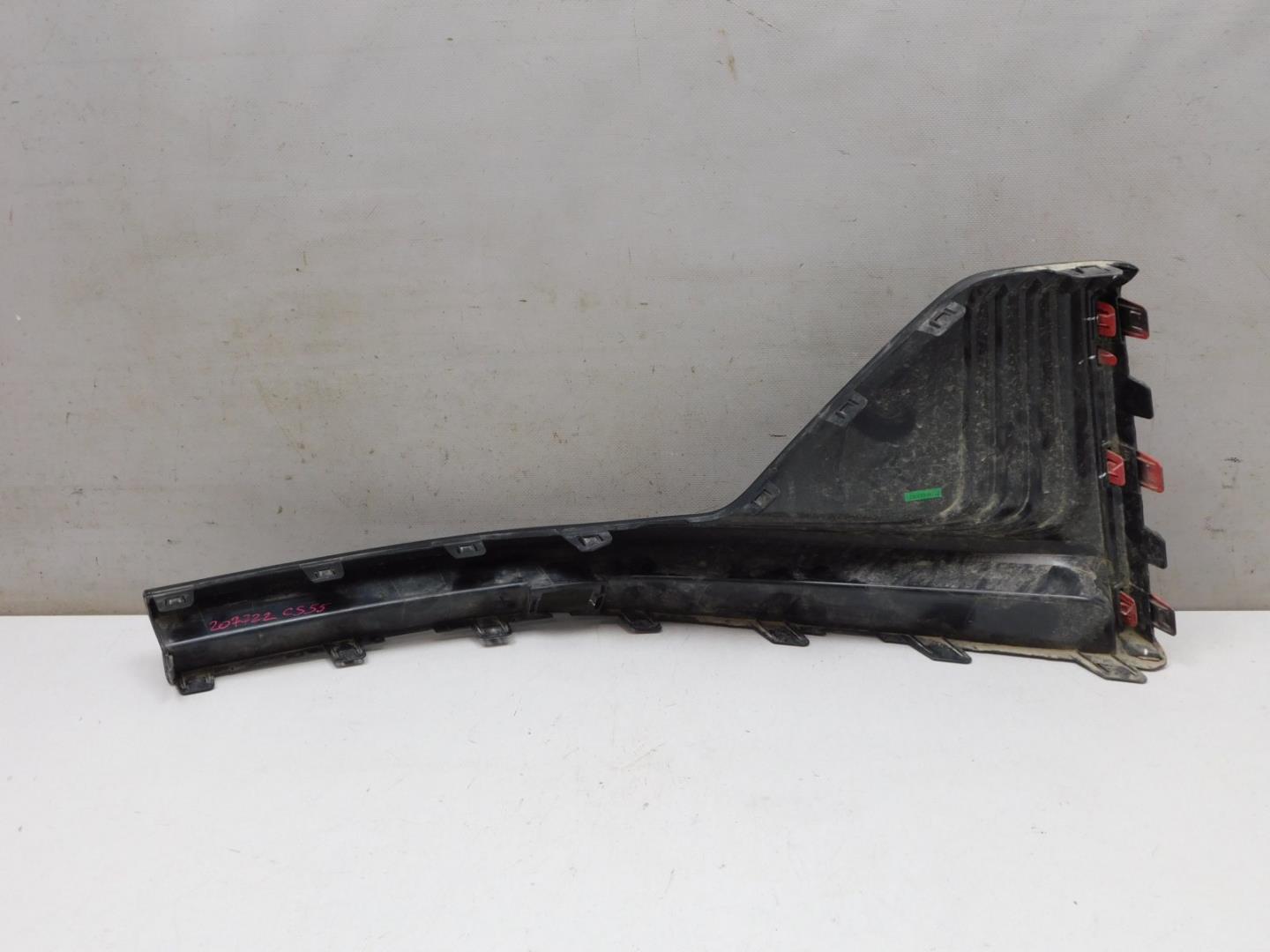 Накладка переднего бампера