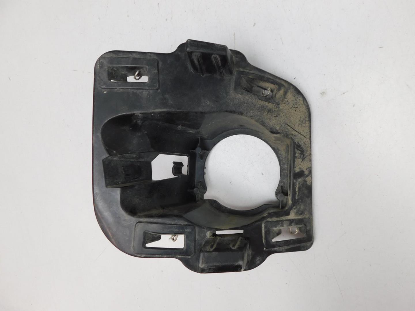 Кронштейн фары противотуманной правой