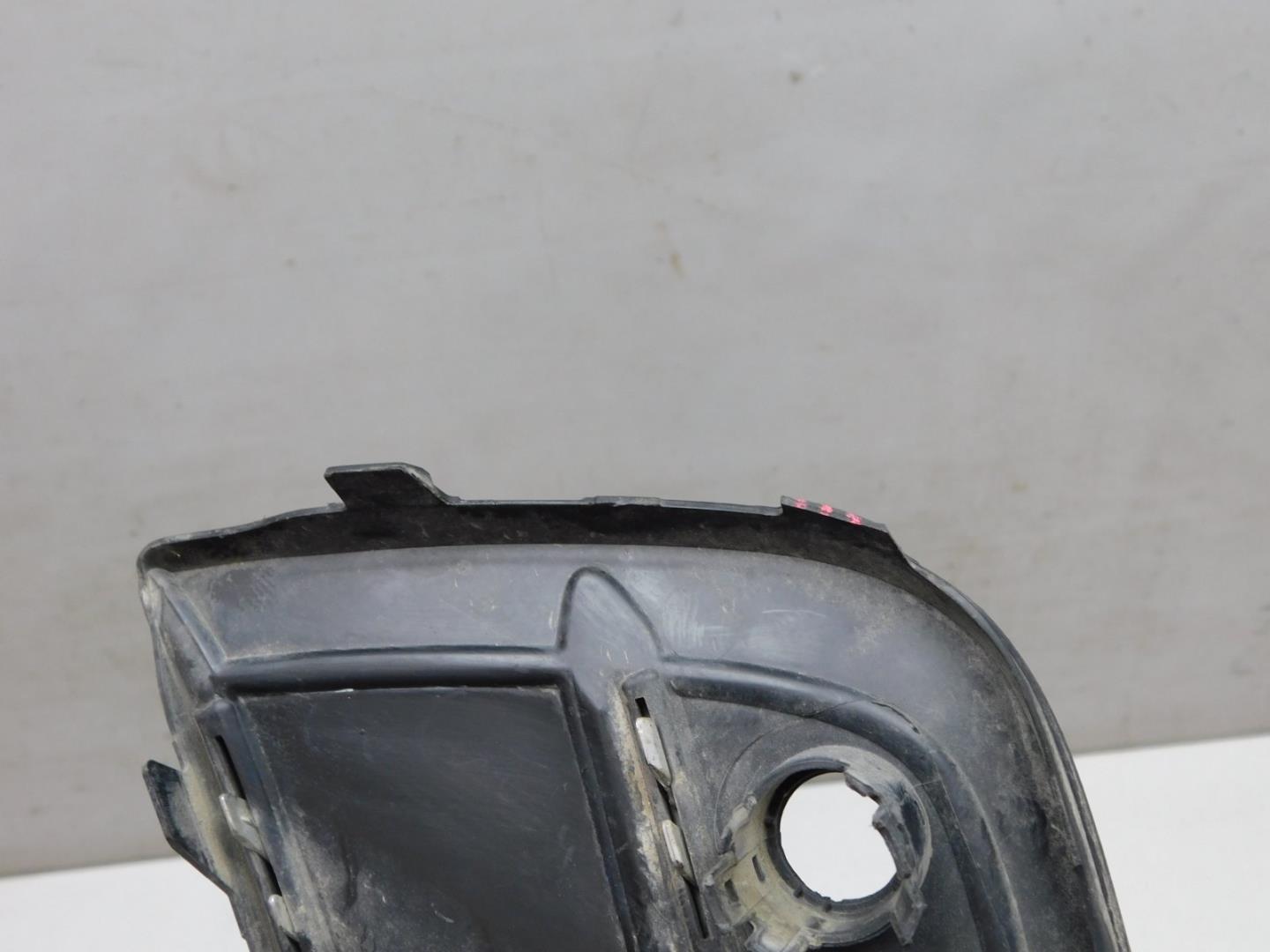 Решетка в бампер левая