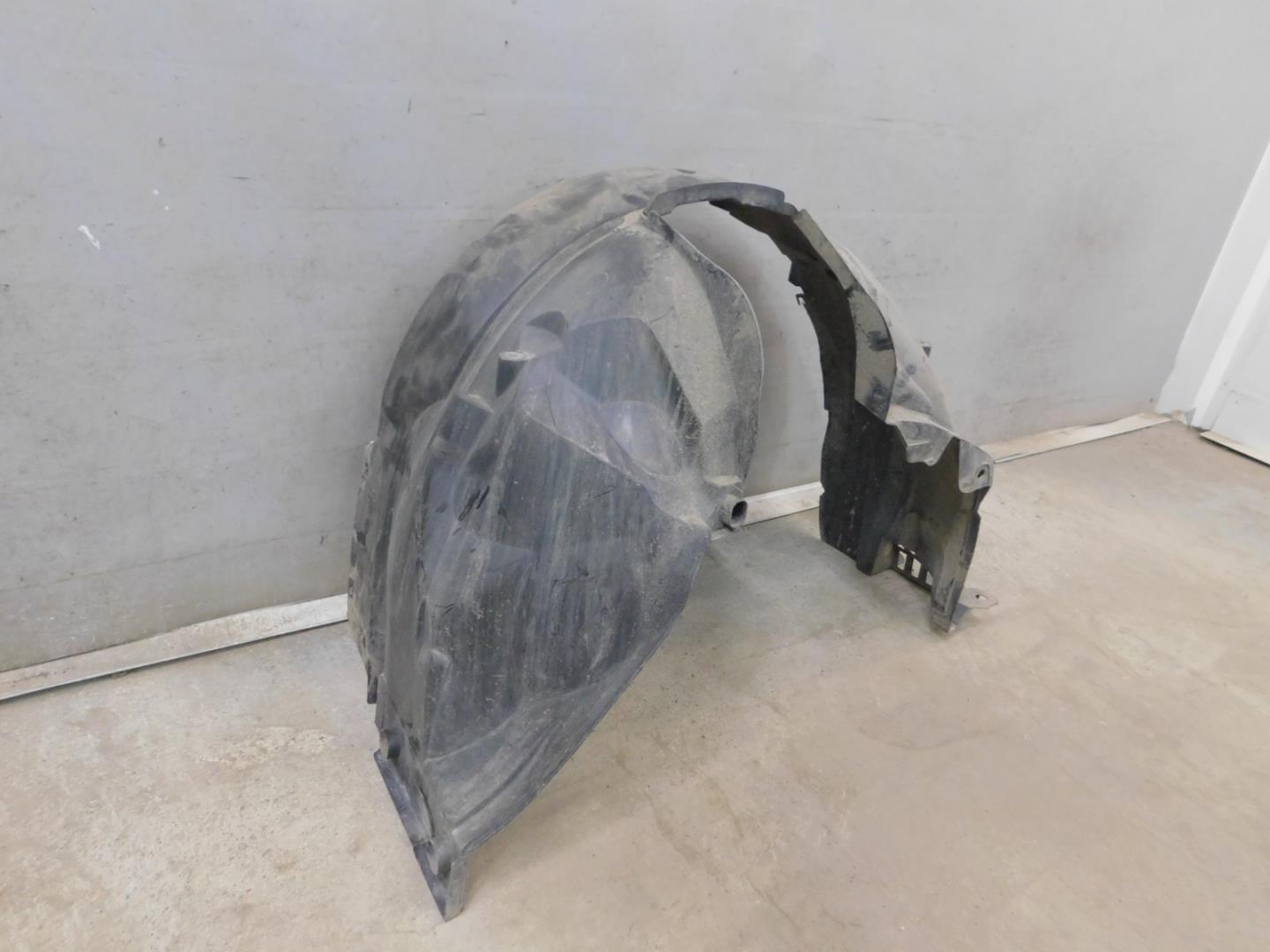 Локер передний левый