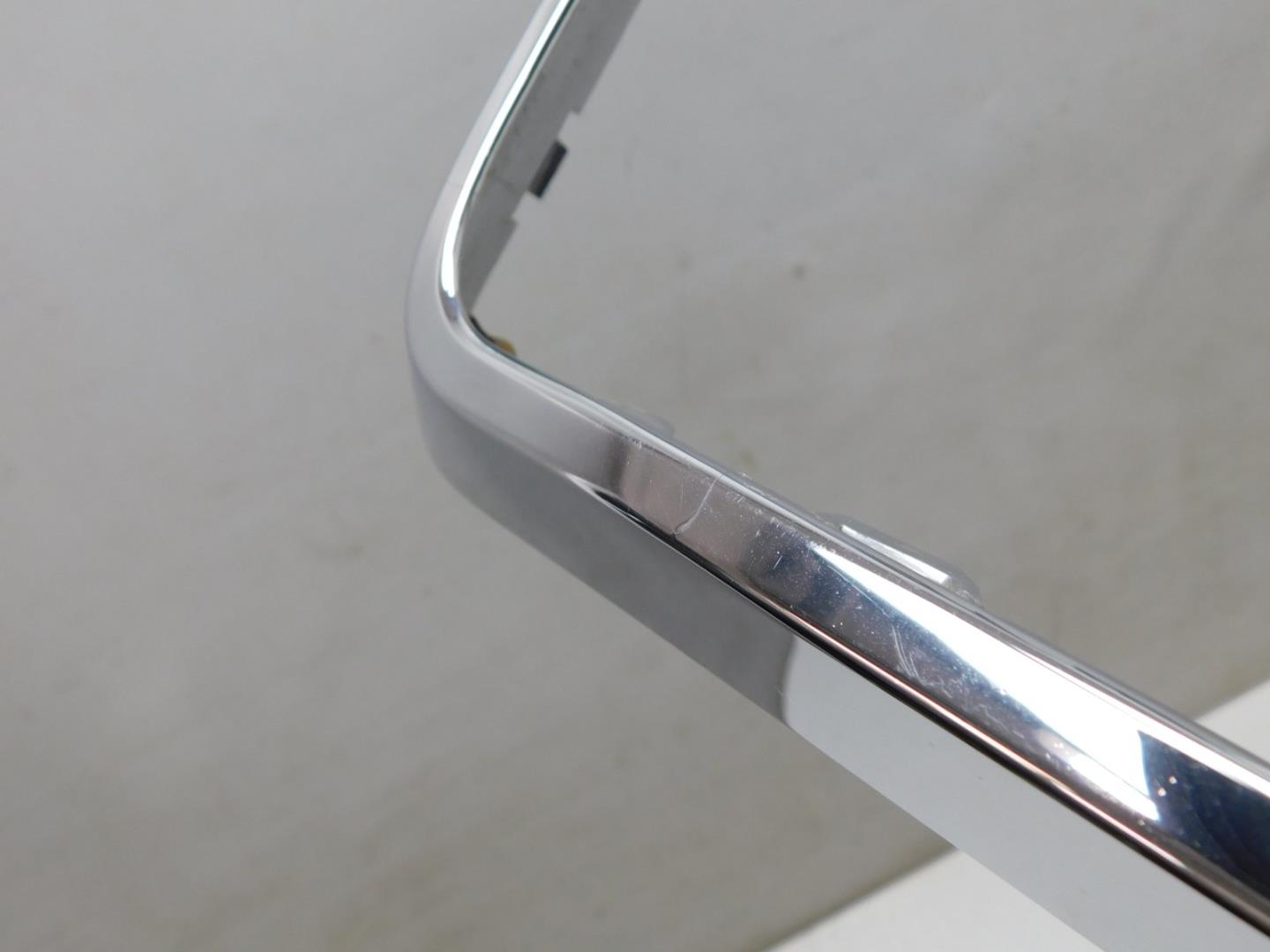 Накладка переднего бампера