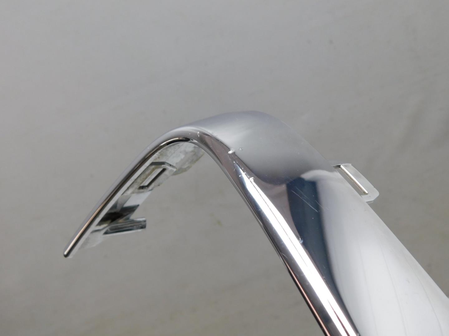 Накладка переднего бампера