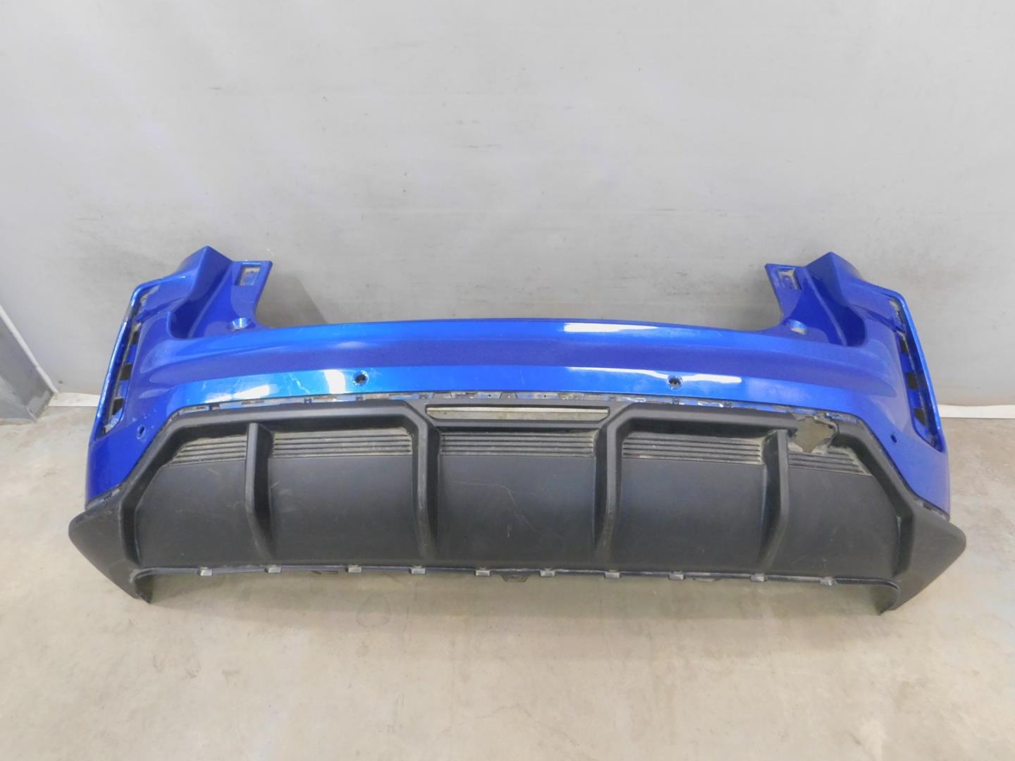 Бампер задний