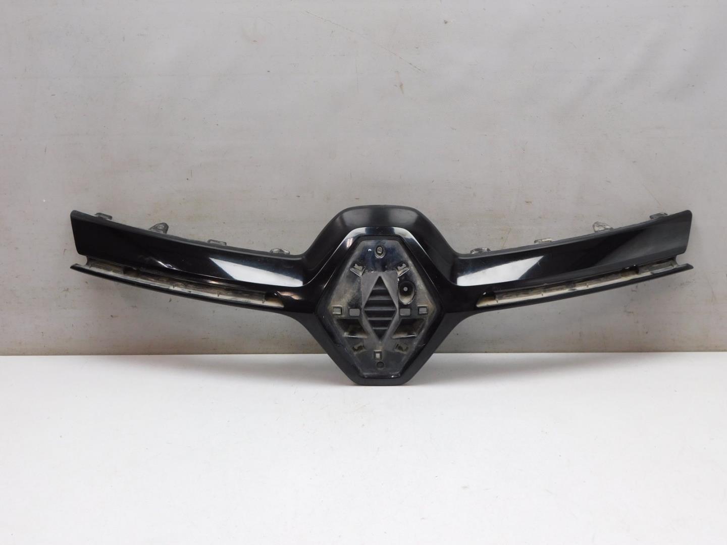 Накладка на решетку радиатора