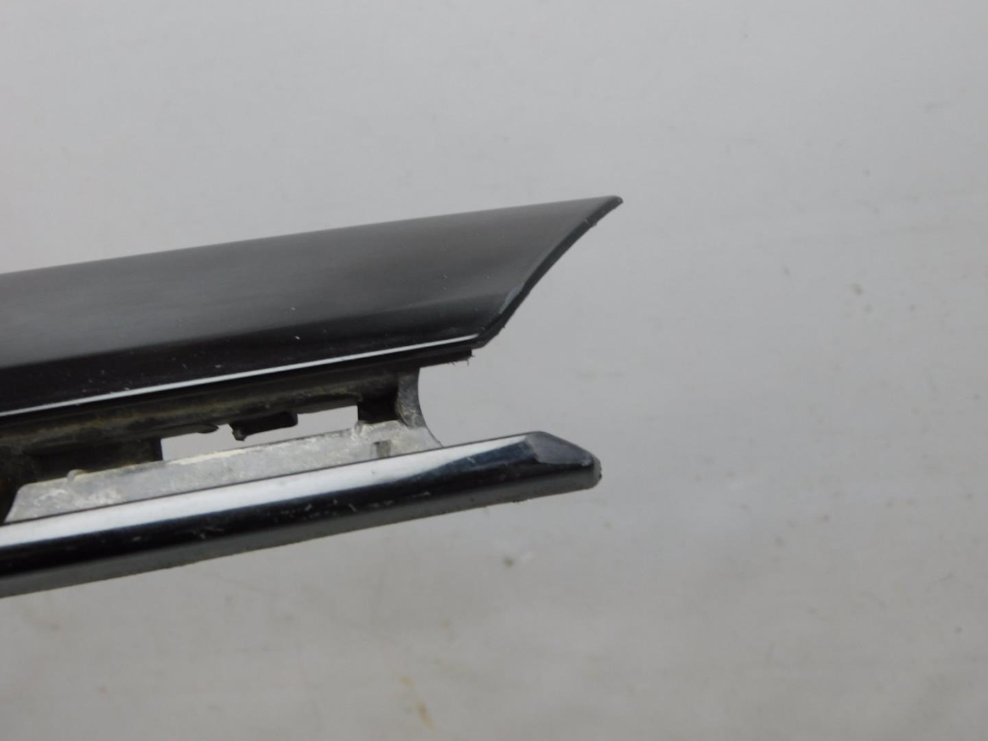 Накладка на решетку радиатора