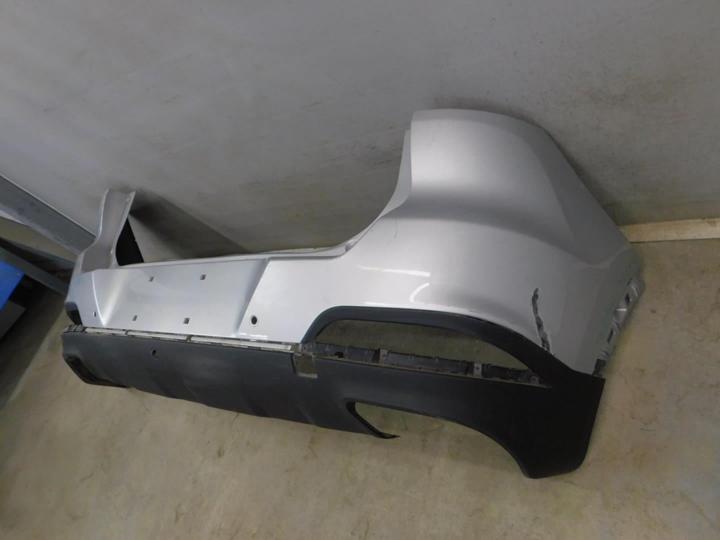 Бампер задний