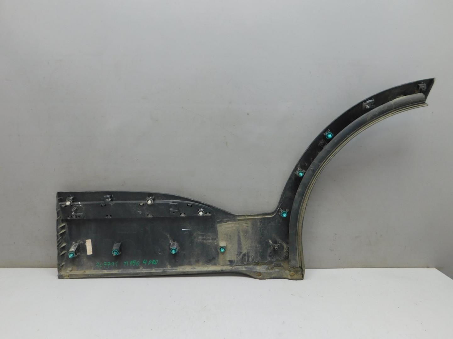 Накладка двери задней правой