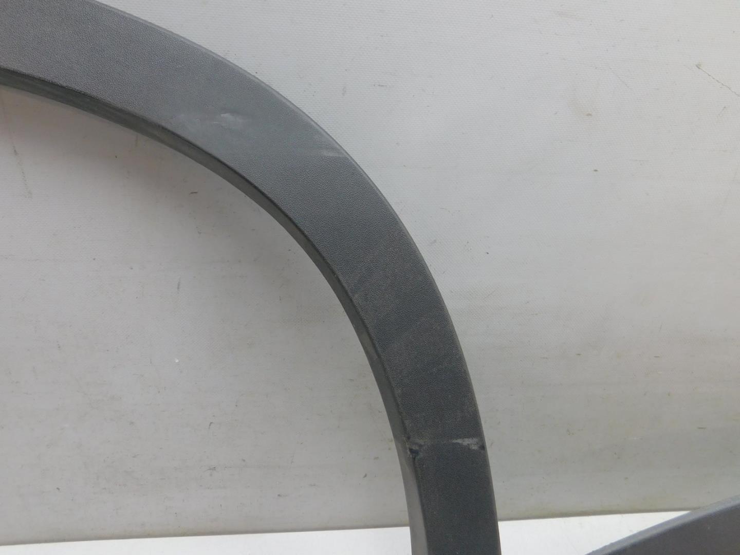 Накладка двери задней правой