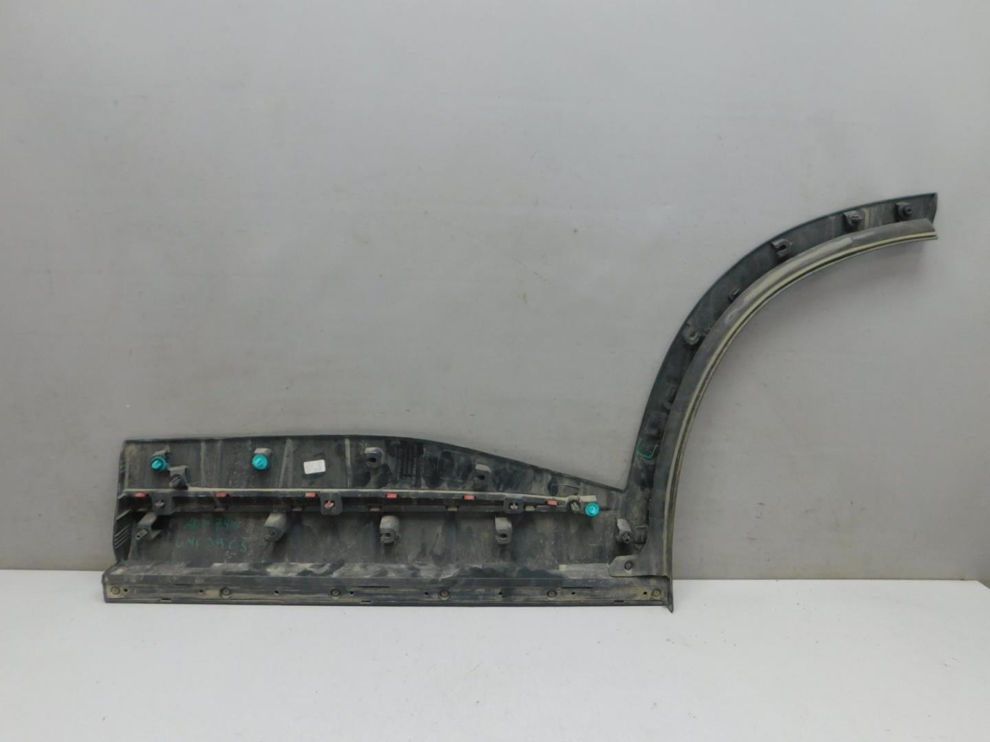 Накладка двери задней правой