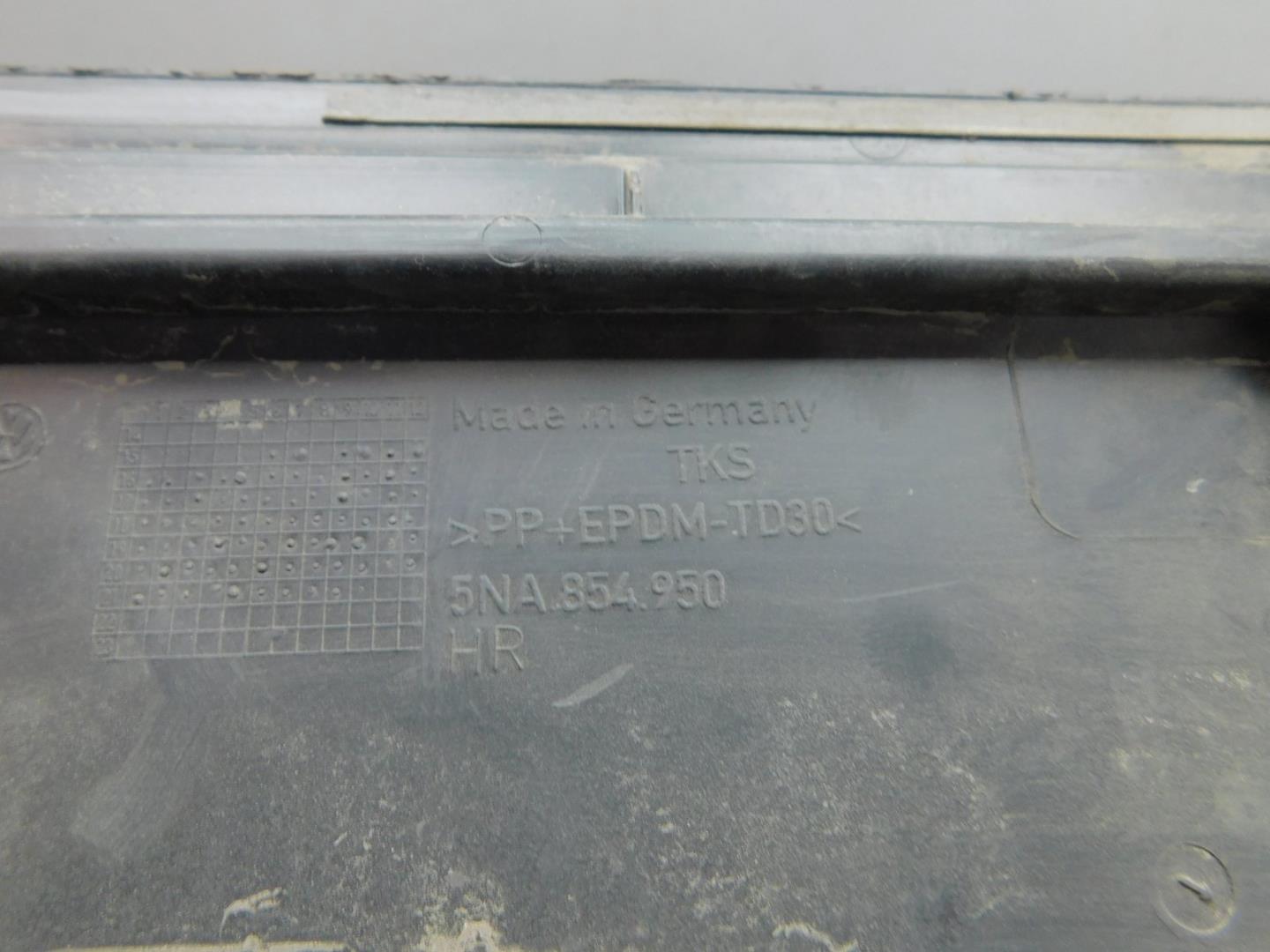 Накладка двери задней правой