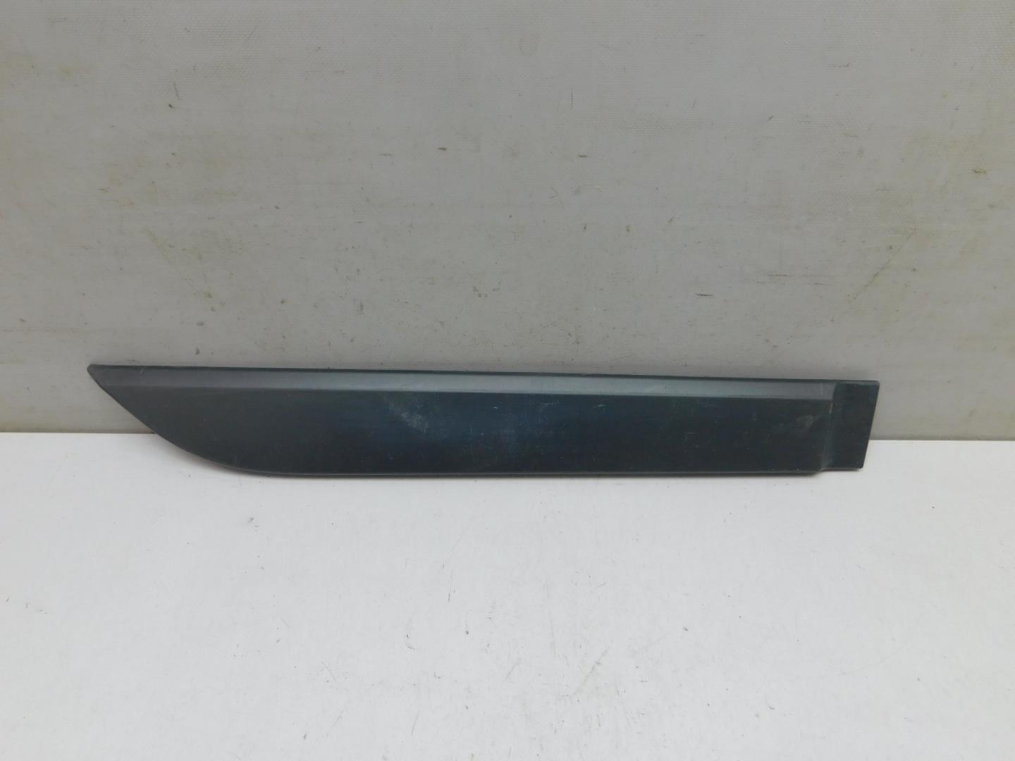 Накладка двери задней правой