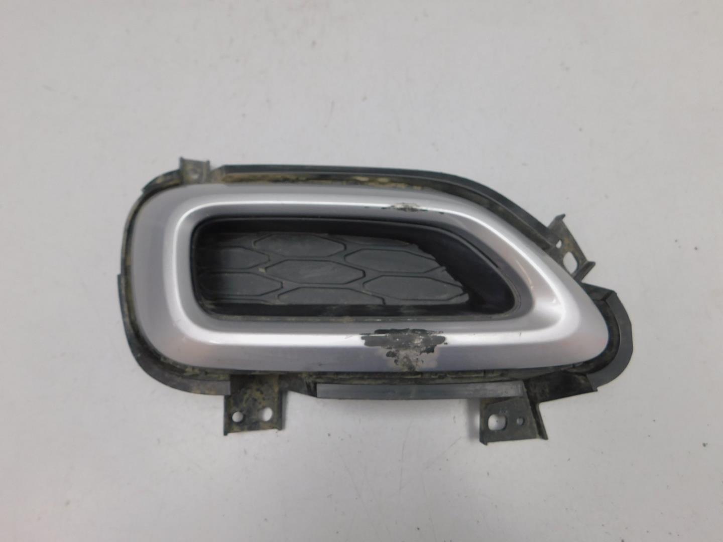 Накладка заднего бампера правая