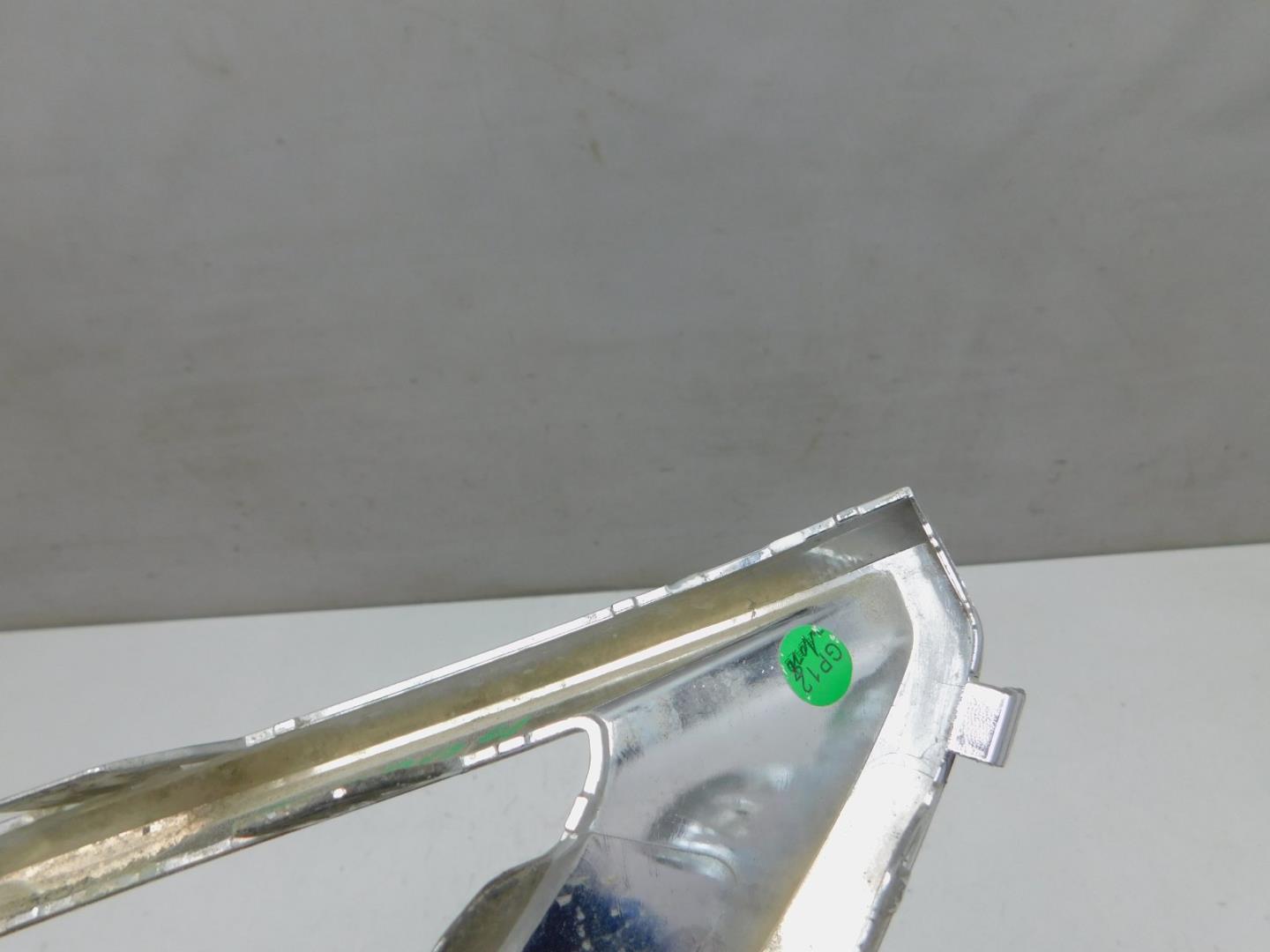 Накладка заднего бампера правая