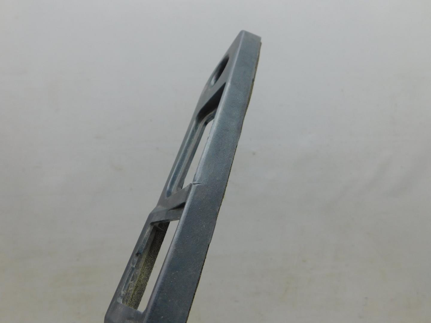 Накладка двери багажника