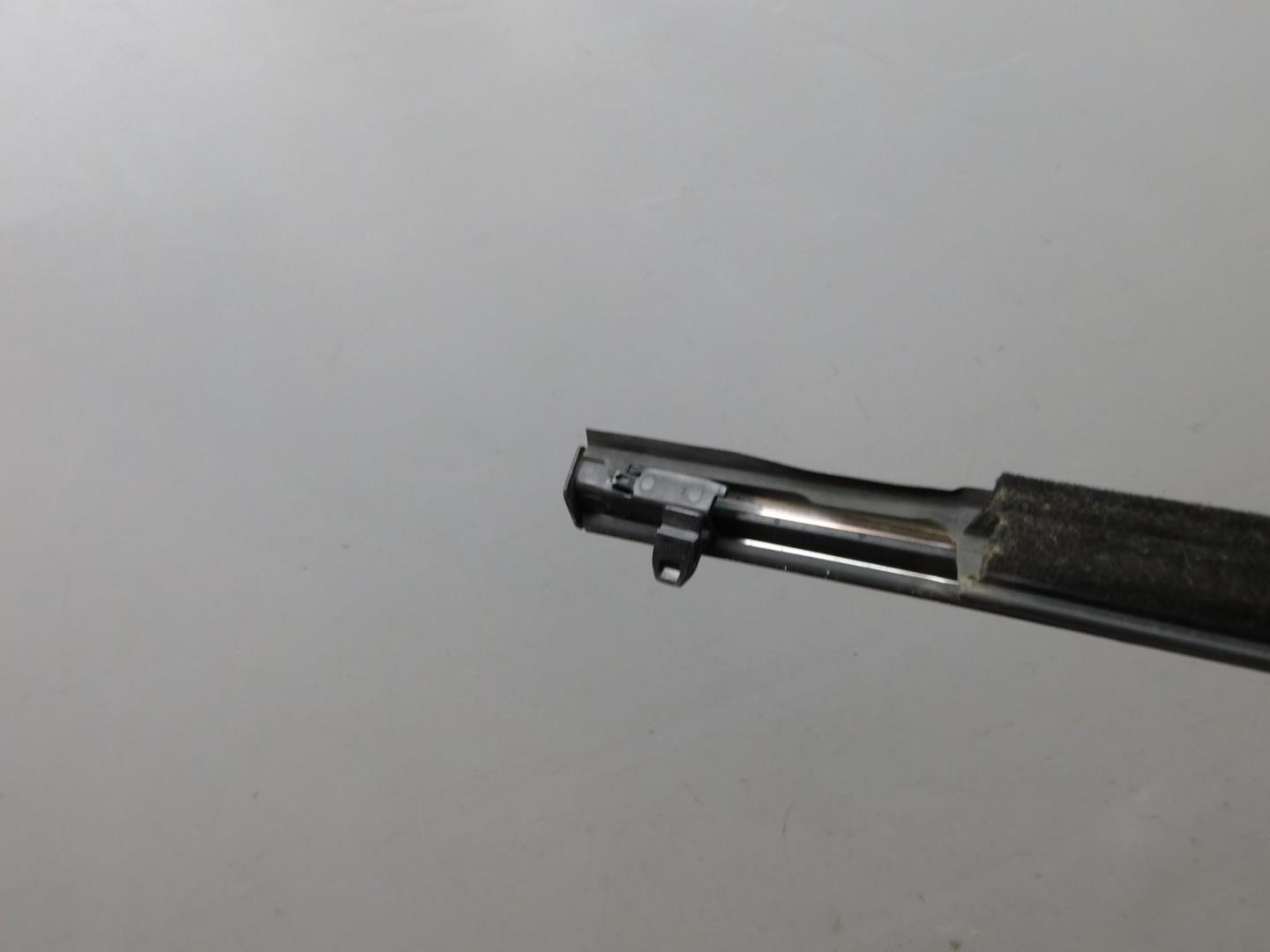 Накладка стекла переднего левого