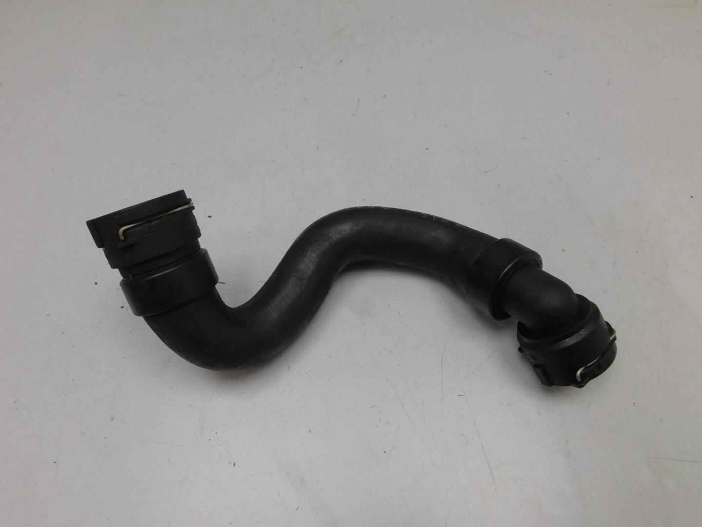 Шланг системы охлаждения