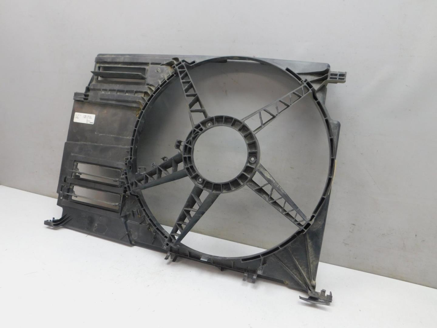 Диффузор вентилятора