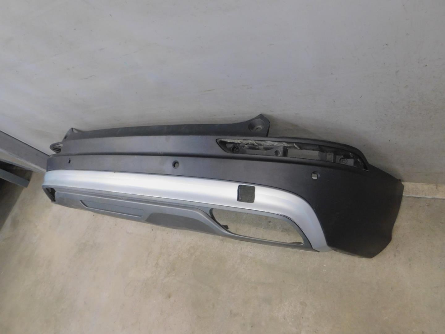 Бампер задний