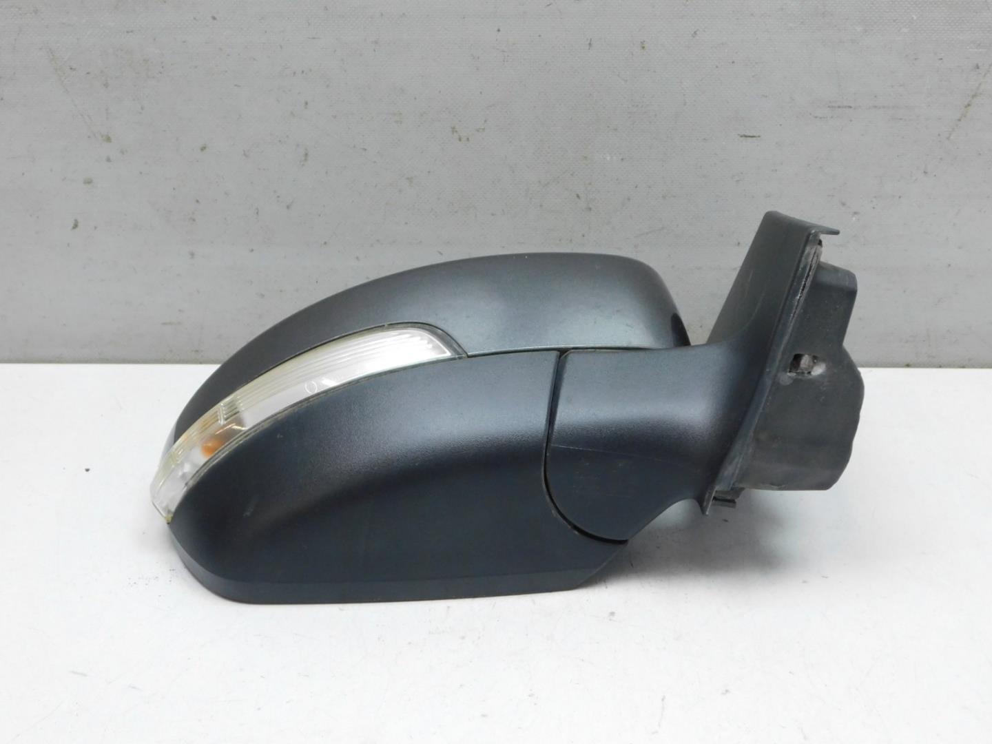 Зеркало правое электрическое