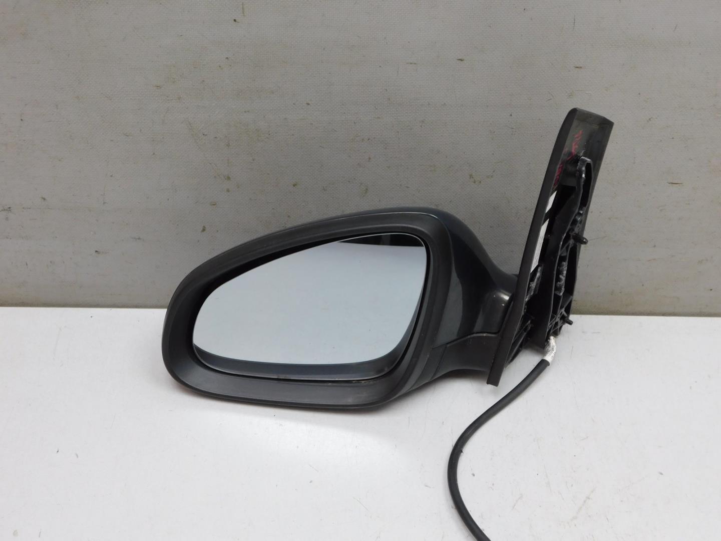 Зеркало левое электрическое