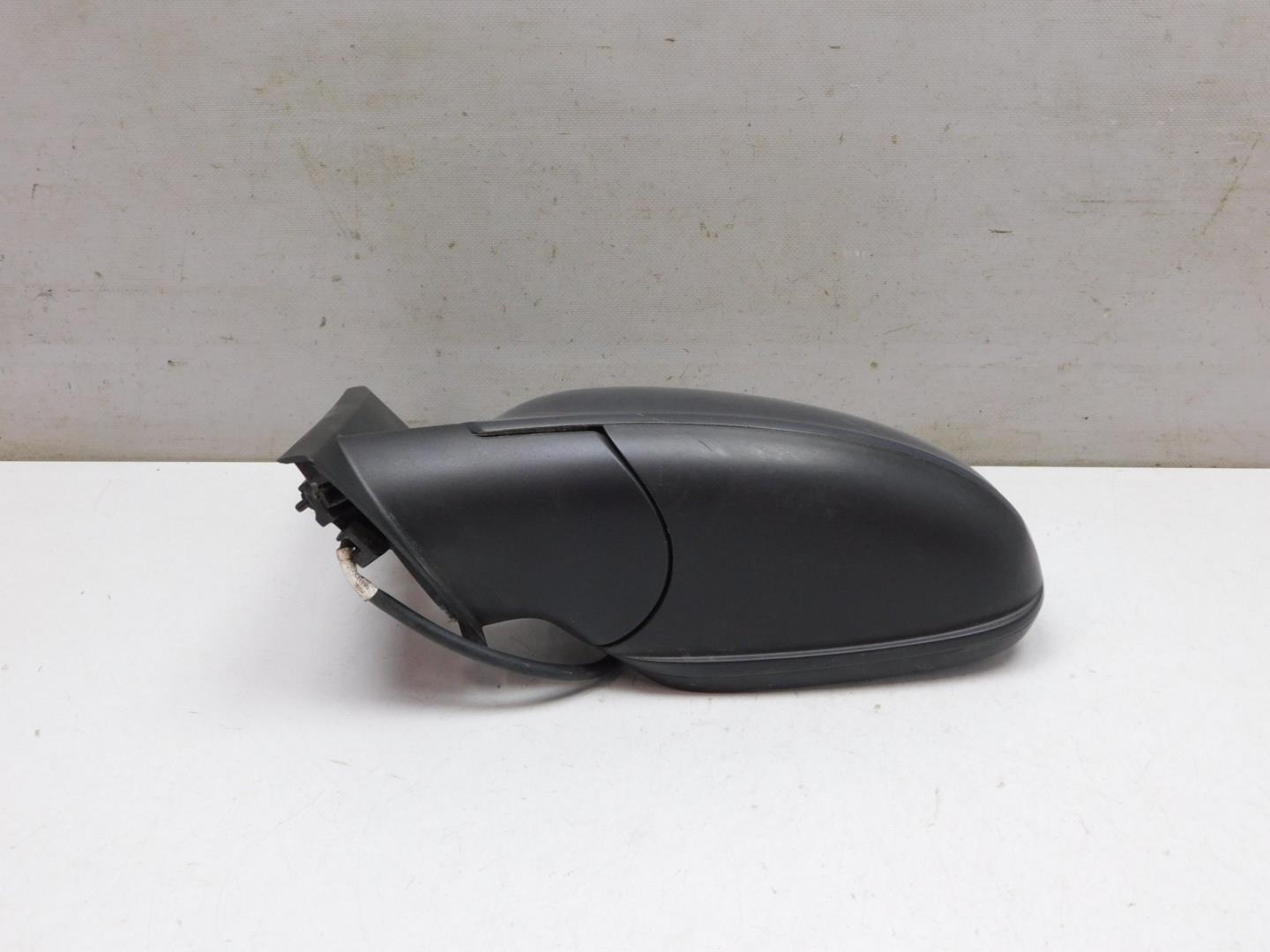 Зеркало левое электрическое