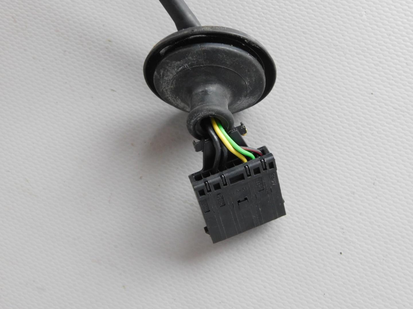 Зеркало левое электрическое