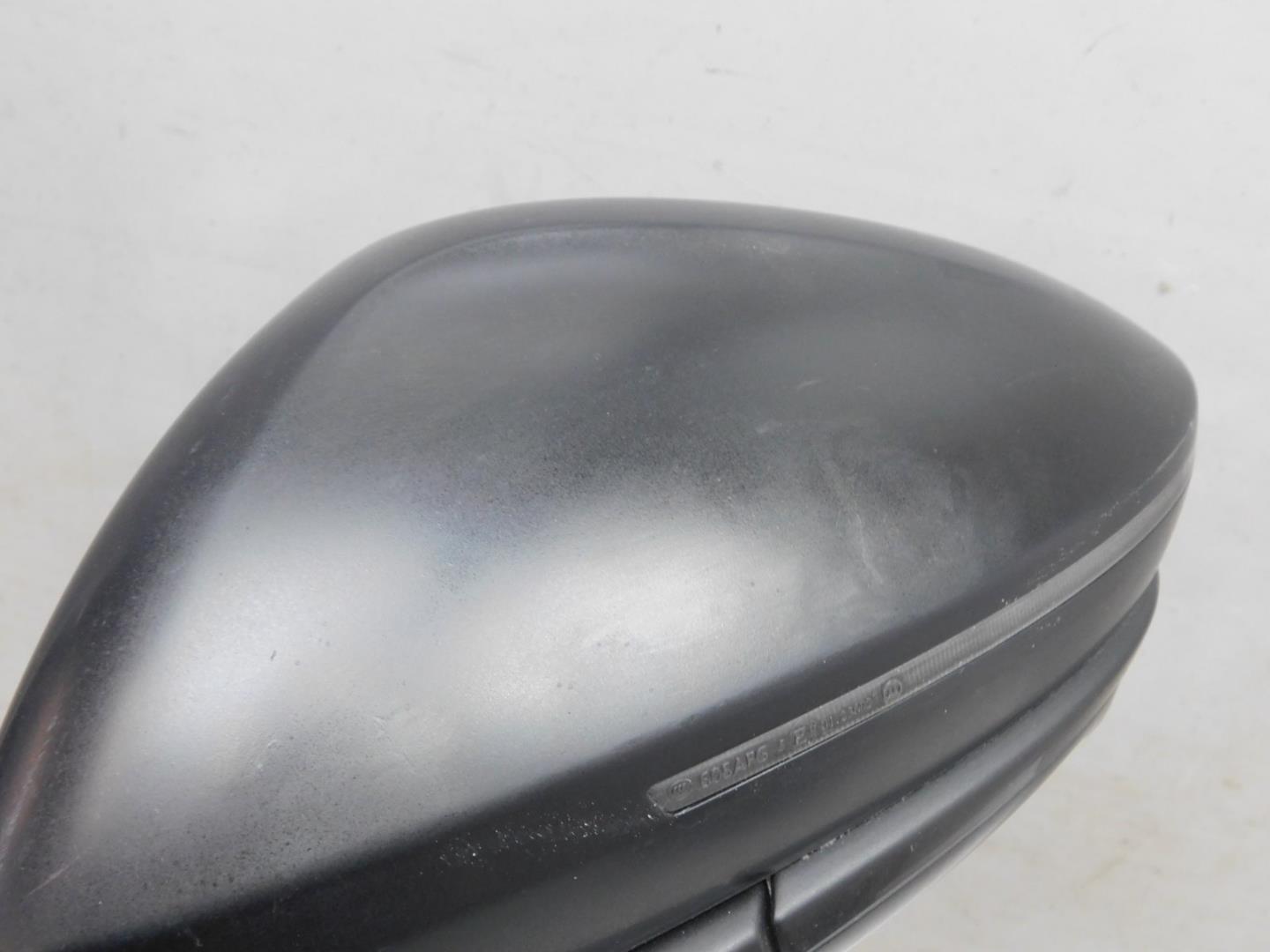 Зеркало левое электрическое