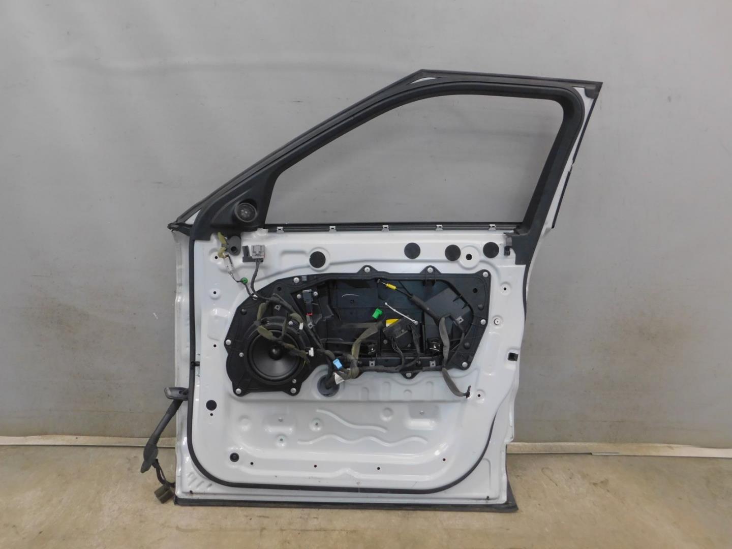 Дверь передняя правая