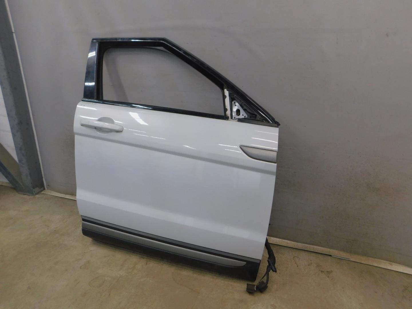 Дверь передняя правая