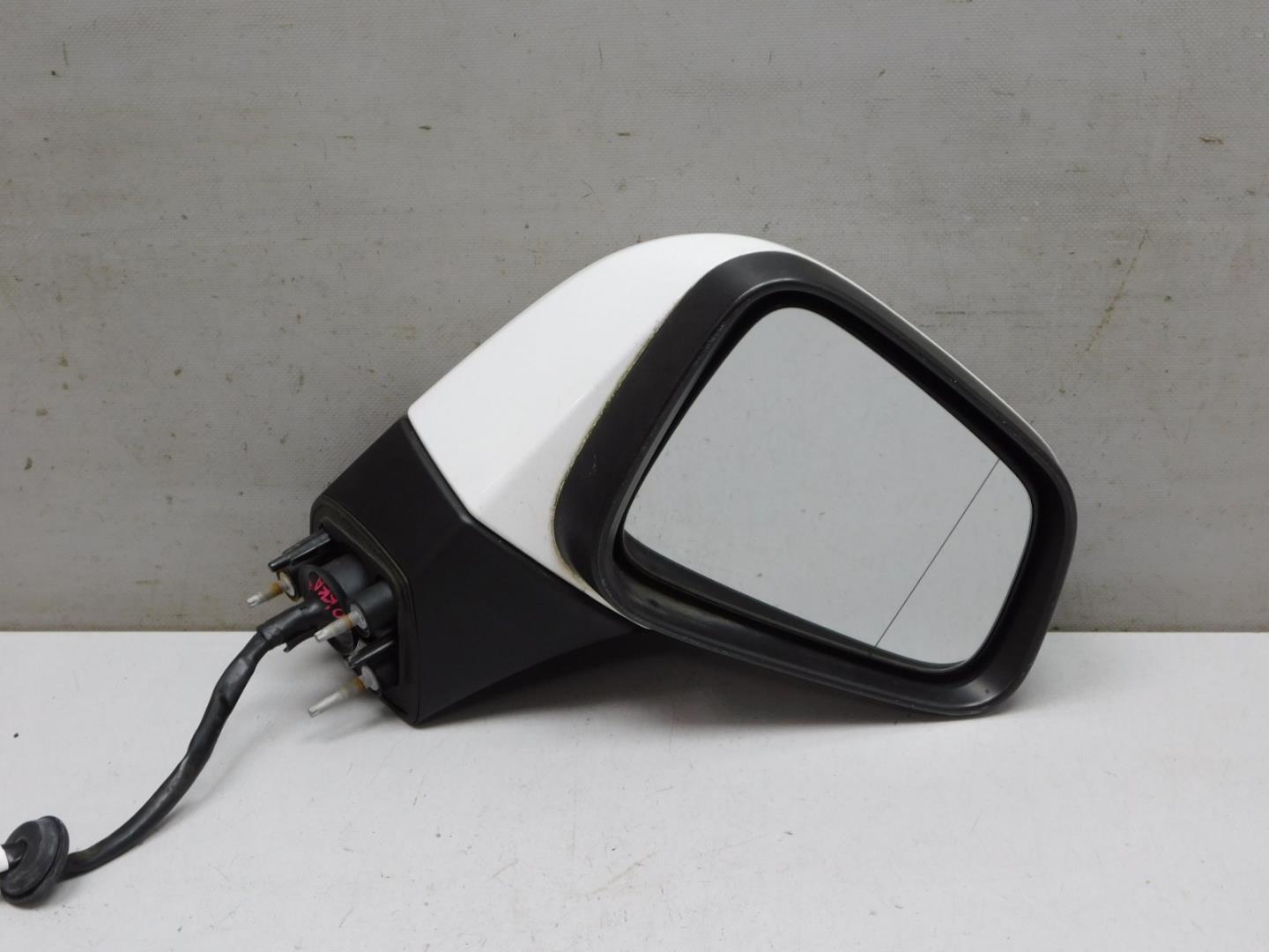 Зеркало правое электрическое