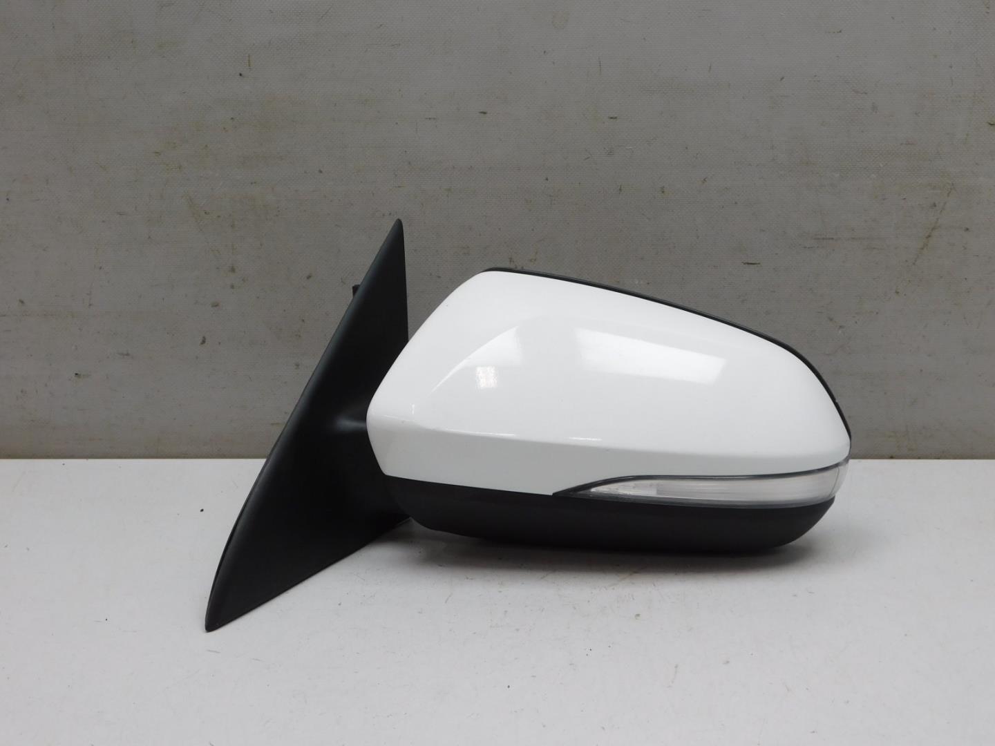 Зеркало левое электрическое