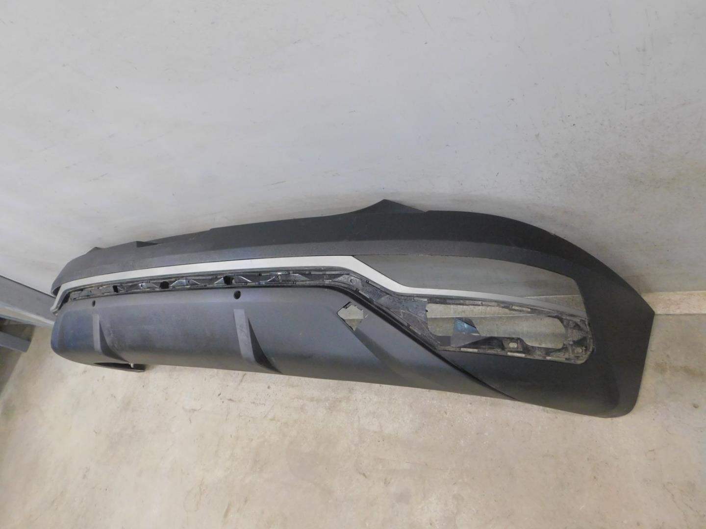 Бампер задний