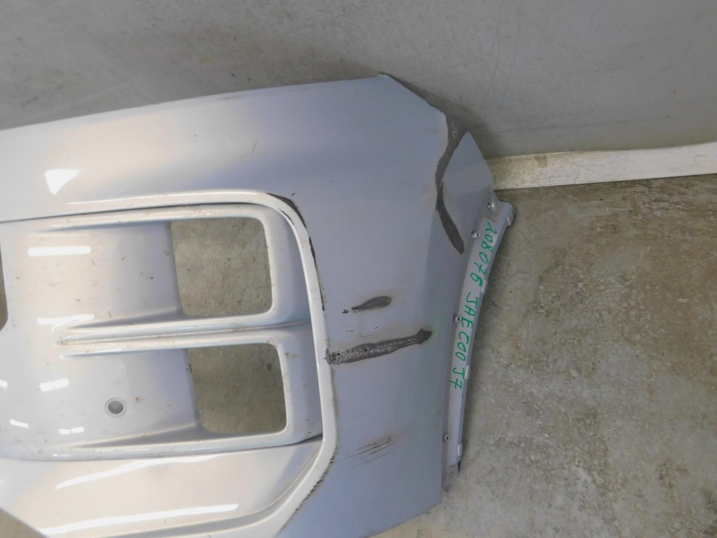 Бампер передний