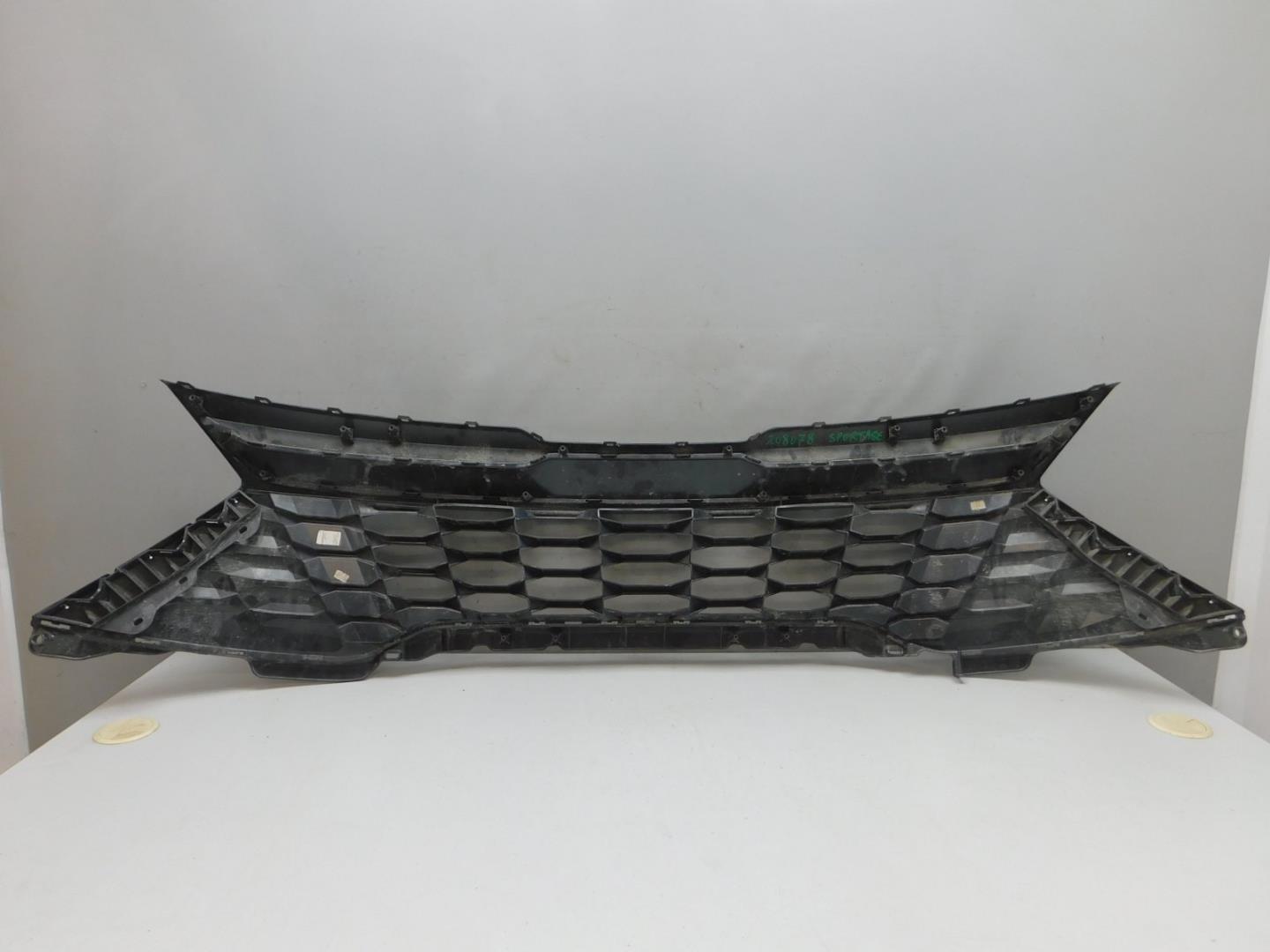 Решетка радиатора