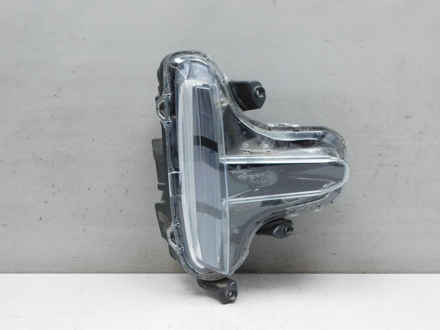 Габарит передний правый