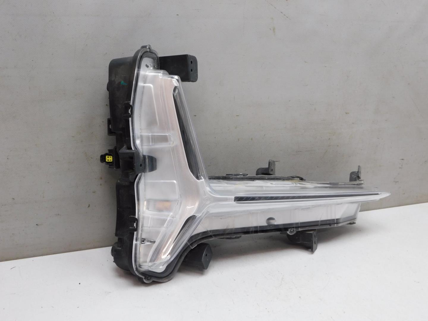 Габарит передний правый