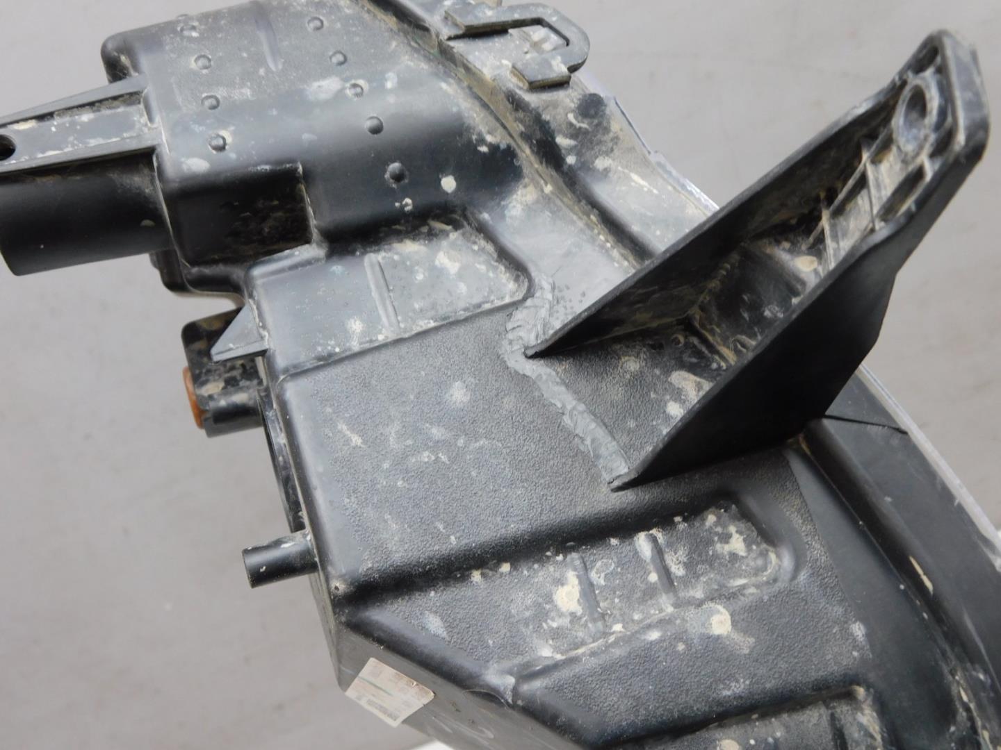 Фара противотуманная правая