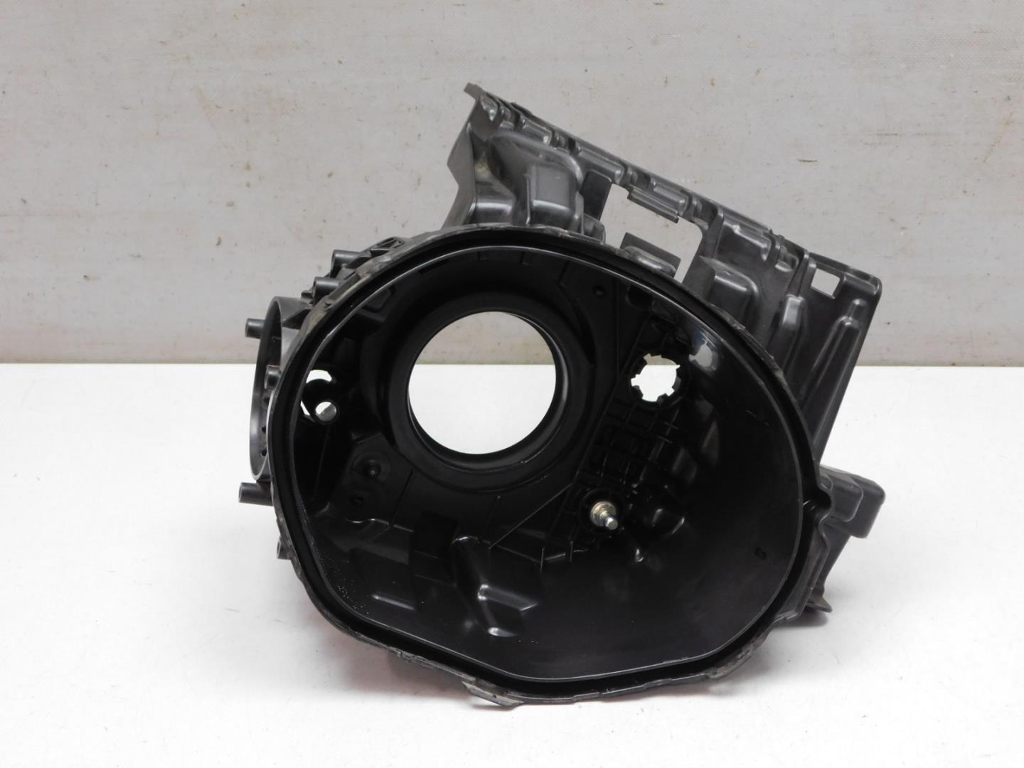 Корпус фары правой