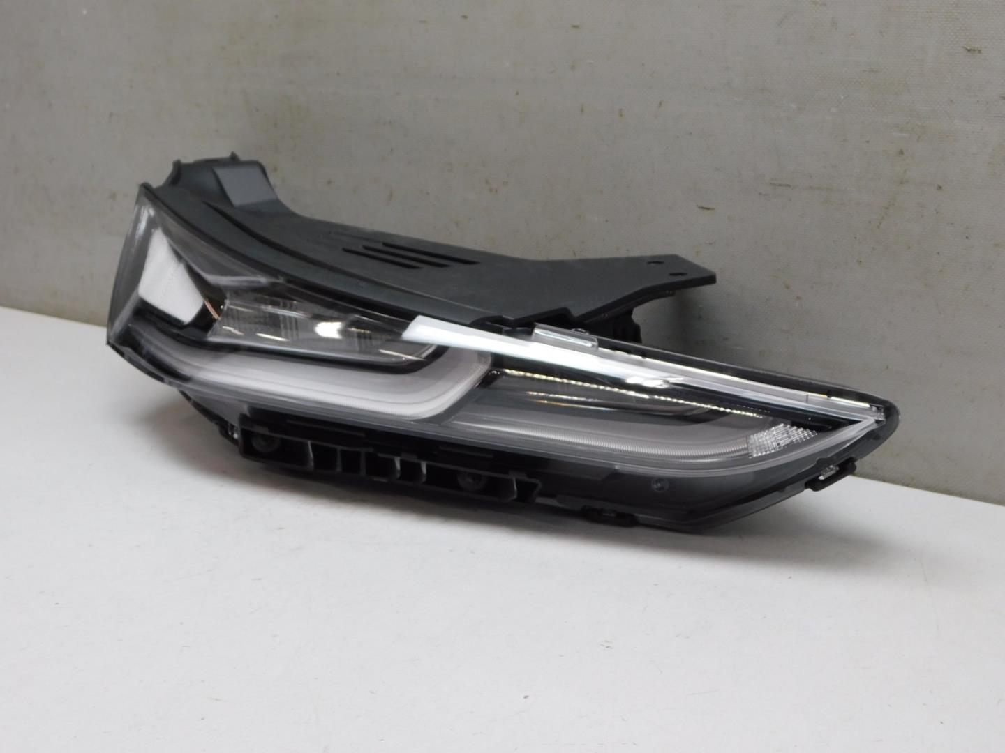 Габарит передний правый