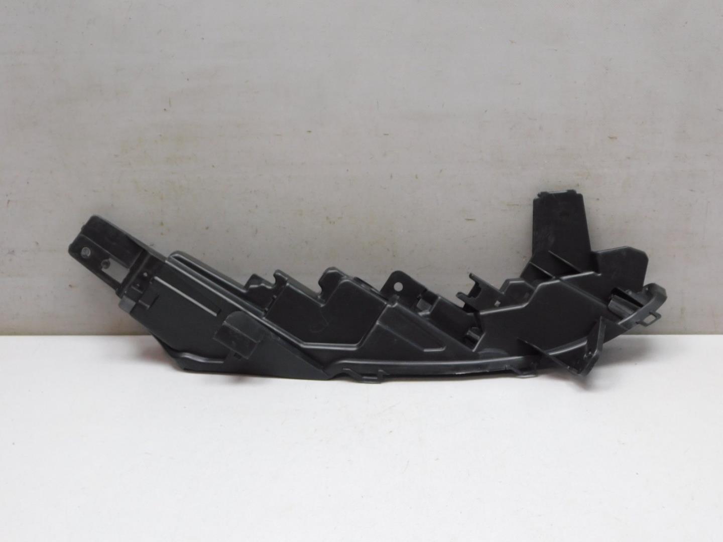 Корпус фары левой