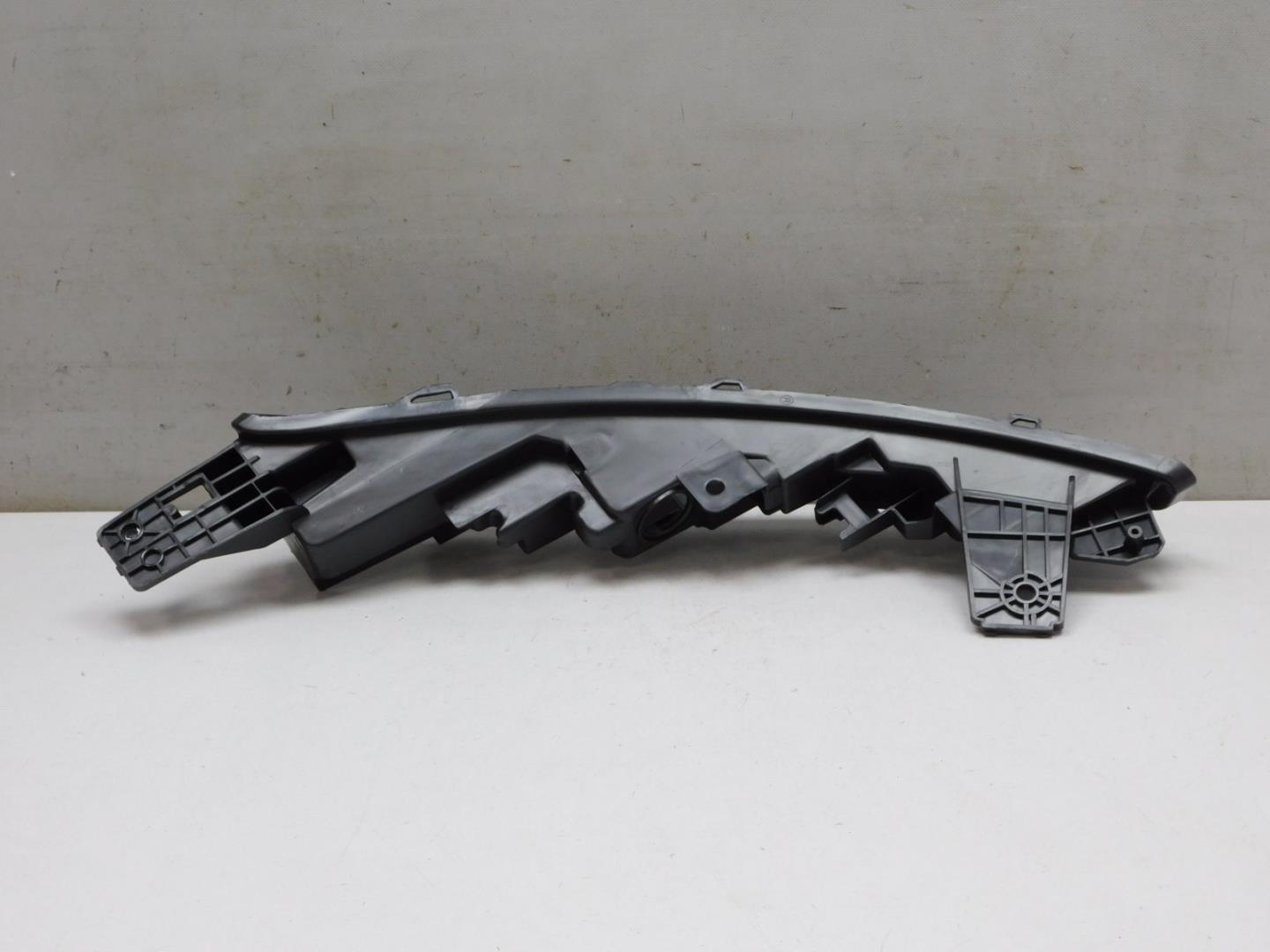 Корпус фары левой