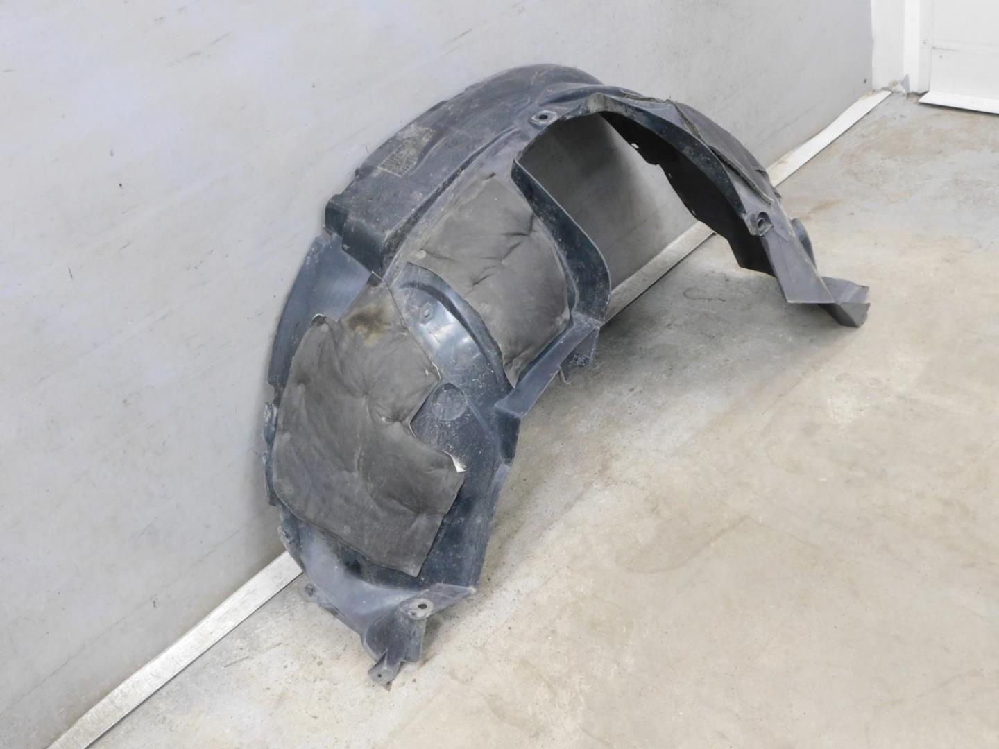 Локер передний правый