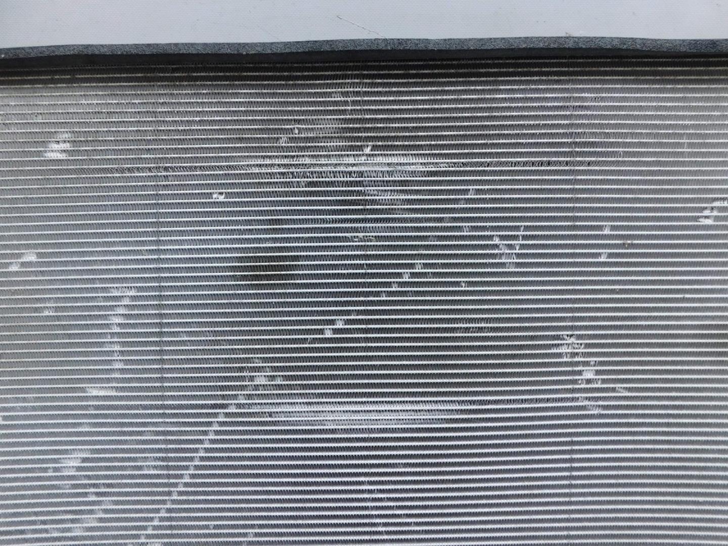 Радиатор кондиционера / конденсер