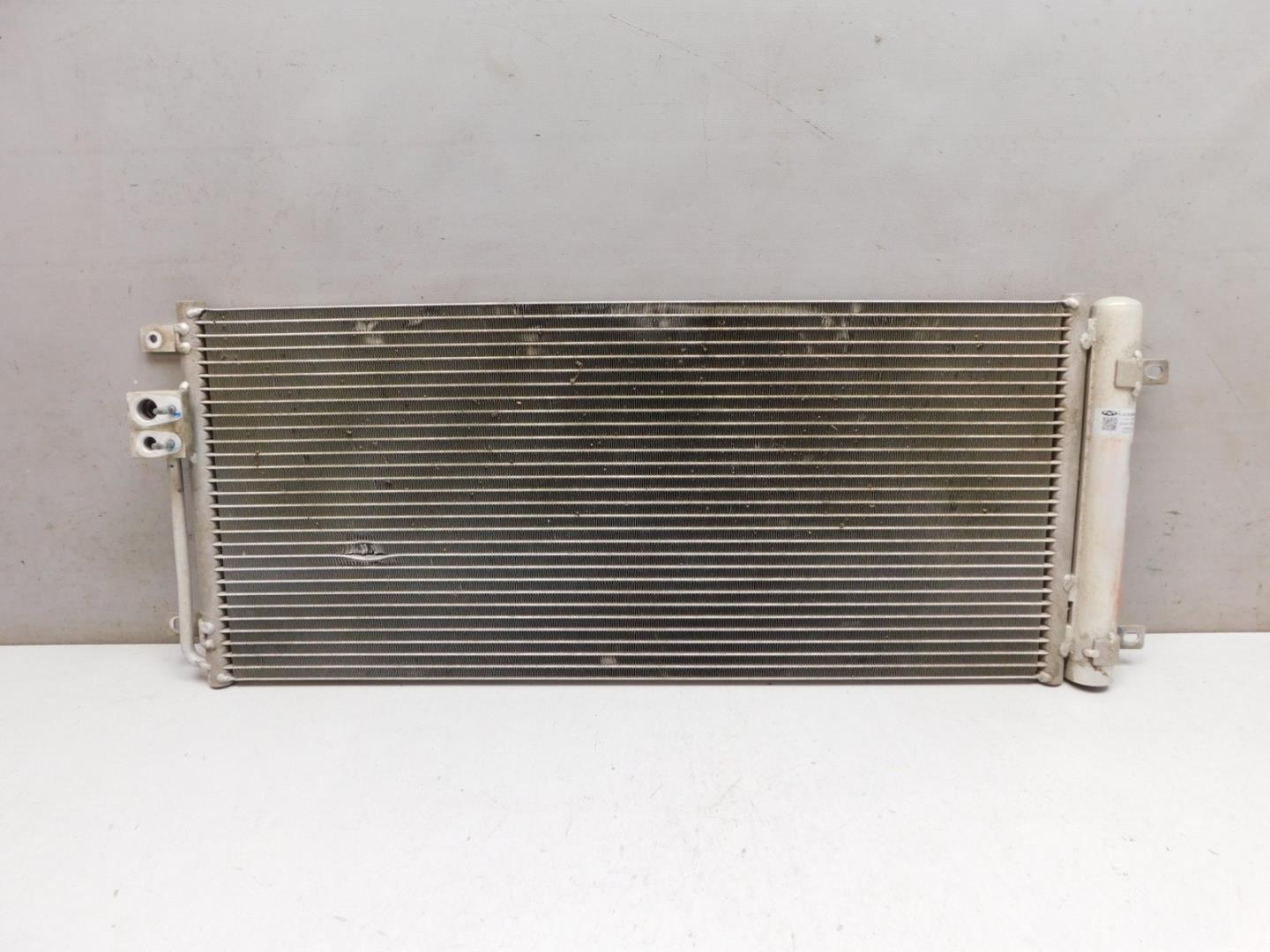 Радиатор кондиционера / конденсер