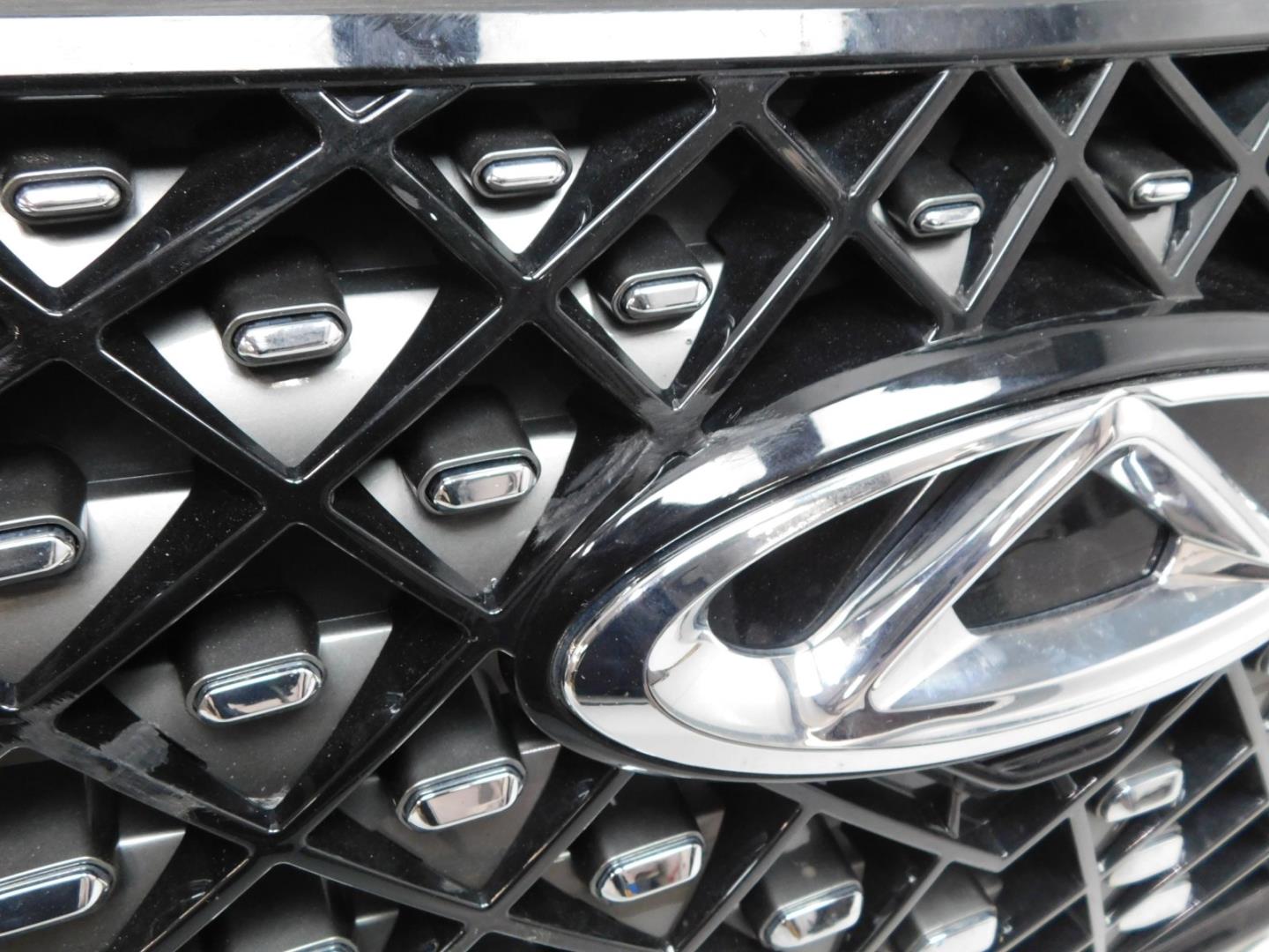 Решетка радиатора